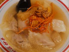 -八二小区抄手(龙湖上城天街店)