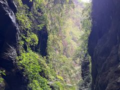 -龙水峡地缝景区