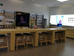 -华为授权体验店(中山公园来福士)