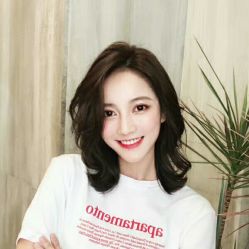 主张向来强调: 时尚配合自然 ，颜色搭 配纹理 ， 裁剪配合质感造型。-东田造型