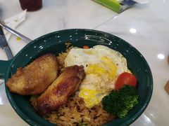 -丽莎沙拉轻食餐厅(国贸店)