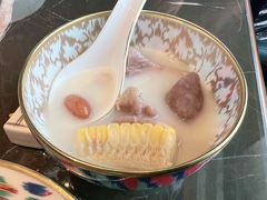 -海派悦庭·海胆烧麦·新融合菜(凯德广场店)