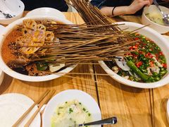 -嘉州叶婆婆钵钵鸡(建设路店)