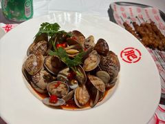 -肥肥虾庄·金牌油焖大虾(杨园滨江时代walk店)