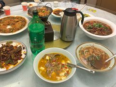 -川人川菜馆·小龙虾·鲜虾现做(黄山路店)