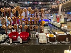 -广州万富希尔顿酒店·感趣自助餐厅·金秋蟹宴生蚝海鲜刺身