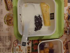 -满记甜品(优客百盛店)