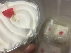 -红宝石·鲜奶小方·海派西点房(南丹店)