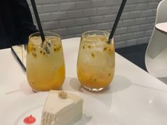百香果芒果苏打-双风车咖啡馆 Twin Windmills(六道口店)
