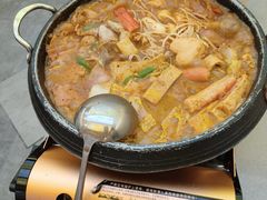 -豚妈妈汤饭·部队锅(南京东路店)