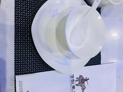 -滇越乘象云南餐厅(豆各庄店)