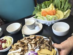 -野菌皇海景野生菌火锅(滨海大道店)