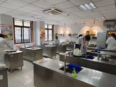 -上海市商贸旅游学校(浦西校区)