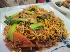 -羊家胡同·龙虾烧烤火锅(龙汇路店)