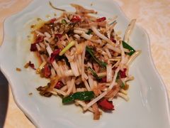 -魏铭鱼头捞饭(晋阳路店)