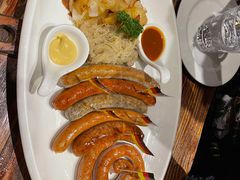 -1886德国汽车餐厅(外滩十六铺码头店)