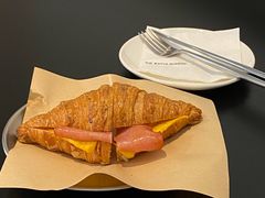 芝士火腿可颂-KAFVS咖啡思咖啡馆(香海路店)