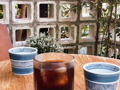 -彳亍咖啡·这里(水湾路店)