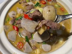 -头上红煨盐鸡·非遗院子餐厅