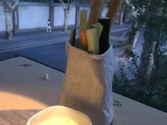 -穹六人间 people 6(岳阳路店)