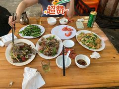 -岛中岛·海鲜大排档·万宁老字号(东澳店)