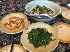 砂锅鱼头-75幢私房菜馆