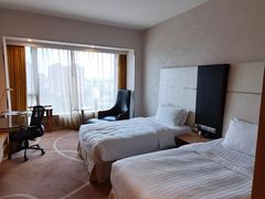 -上海虹桥西郊假日酒店