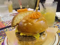 -LESCEDARS Brasserie Bistro香柏树