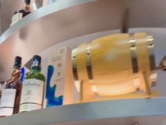 -M Stand(上海人民广场来福士店)