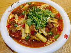 大安烧牛肉-自贡盐帮菜·玩辣餐厅(樱花园西街店)