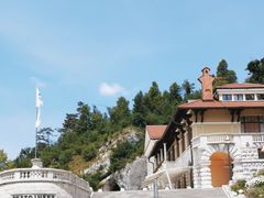 -波斯托伊纳溶洞