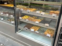 -苹果花园(龙漕路店)