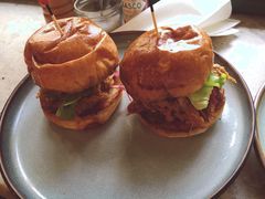 手撕猪肉汉堡-RAC BAR(安福路店)