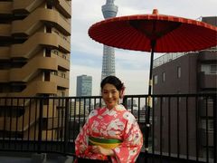 -东京都浅草樱花和服租赁店