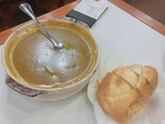 崩沙咖喱牛腩-番茄屋葡式美食(总店)
