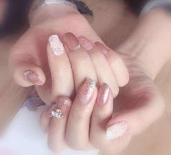 -Halo美甲美睫