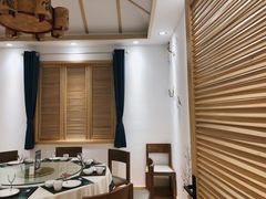 包厢-闫府私房菜·百年鲁菜(欧亚店)
