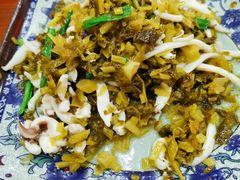 咸菜炒目鱼-台州老六海鲜面馆(上南总店)