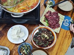 -苗侗地道红酸.酸汤鱼·酸汤牛肉