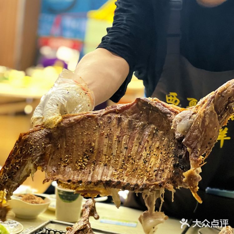每年冬天都要吃的烤全羊💯