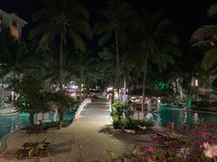 -三亚亚龙湾雅高美爵酒店