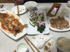 -闫府私房菜(经四路万达店)