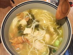 -刀小蛮半只鸡过桥米线(家乐福四元桥店)