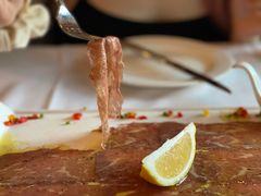 橄榄油生牛肉片-火车头法国西餐厅