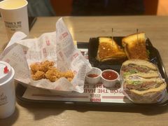 -The Habit Burger Grill 哈比特汉堡(复兴soho店)