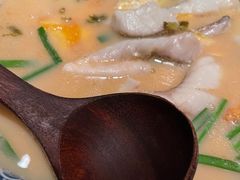 -荣家黄鱼面(前滩太古里店)