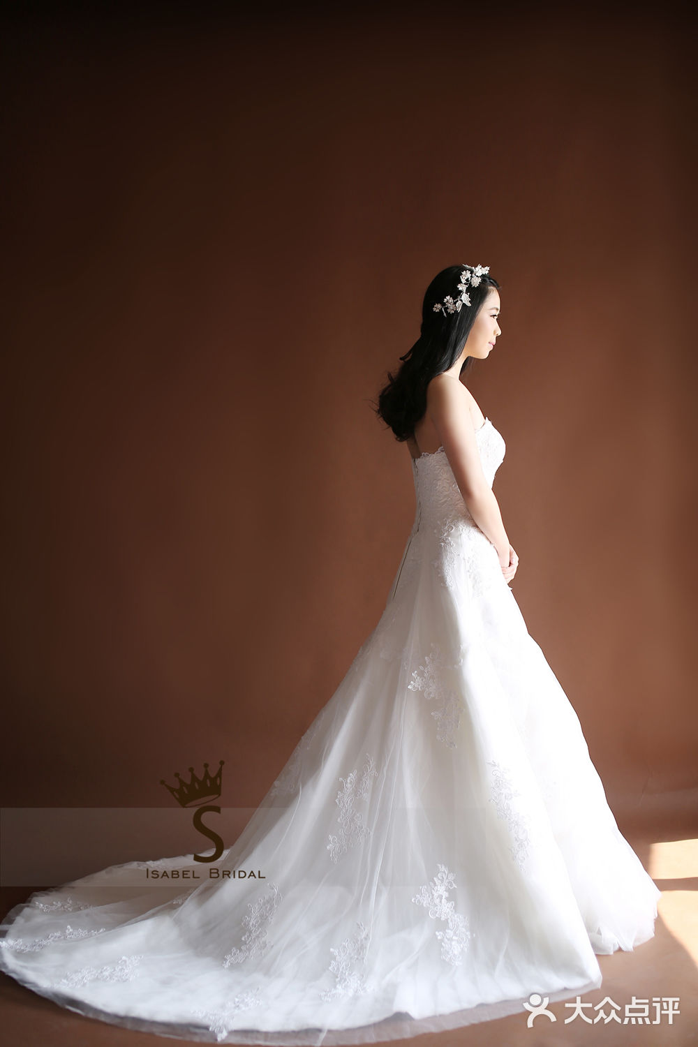 初见婚纱私人定制工作室