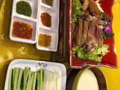 蒙古烤羊背-德乐海蒙餐