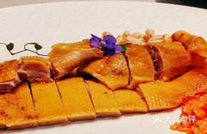 Zhanjiang Wushi Salt-Rubbed Duck