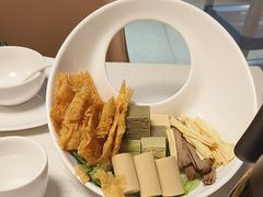 -煲王粤菜餐厅(中侨中心店)